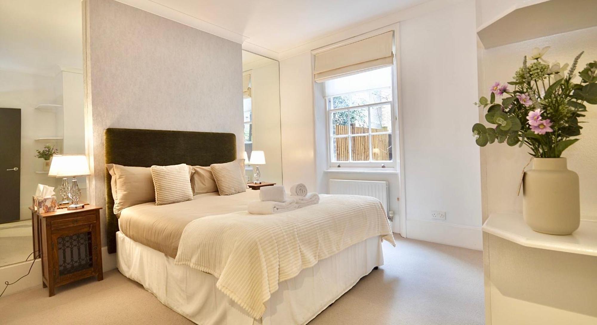 Kensington Apartment, Breakfast, 2 Baths Лондон Екстер'єр фото
